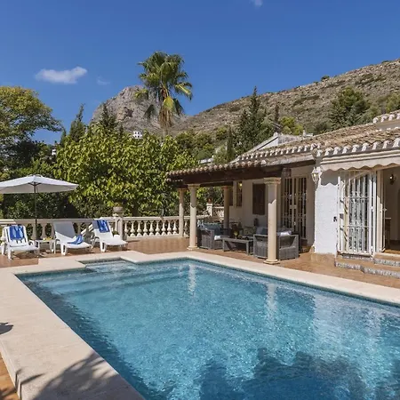 Levante Villa