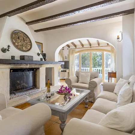 Levante Villa